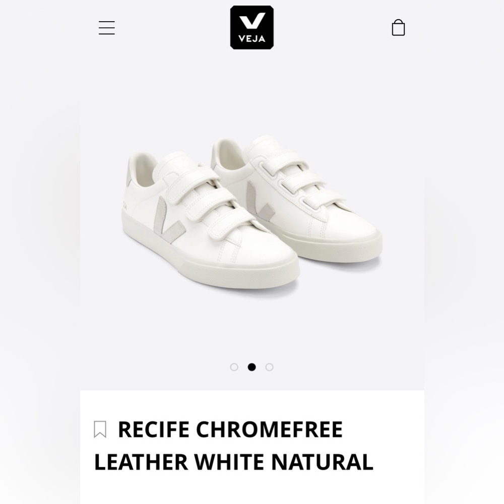 BRAND NEW VEJA RECIFE!! New with box, never been worn. WOMEN’S SIZE 7 (38EU)